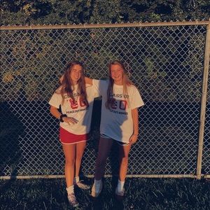 Meet your Posher, Mae